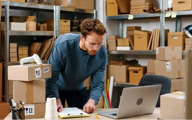 Do Not Let Warehousing and Fulfilment Slow Down Your Growth (670 x 420 px)