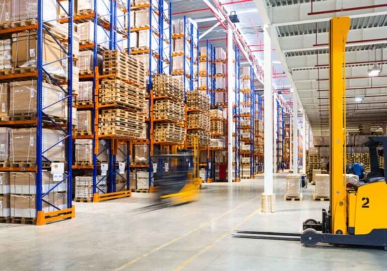 Demand True Omnichannel Capability (D2C Precision & B2B Compliance)